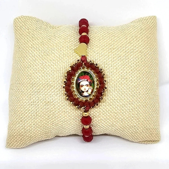 NEW Frida Kahlo Handmade Mexican Artist  Beaded Red Layering Bracelet - Picture 1 of 3